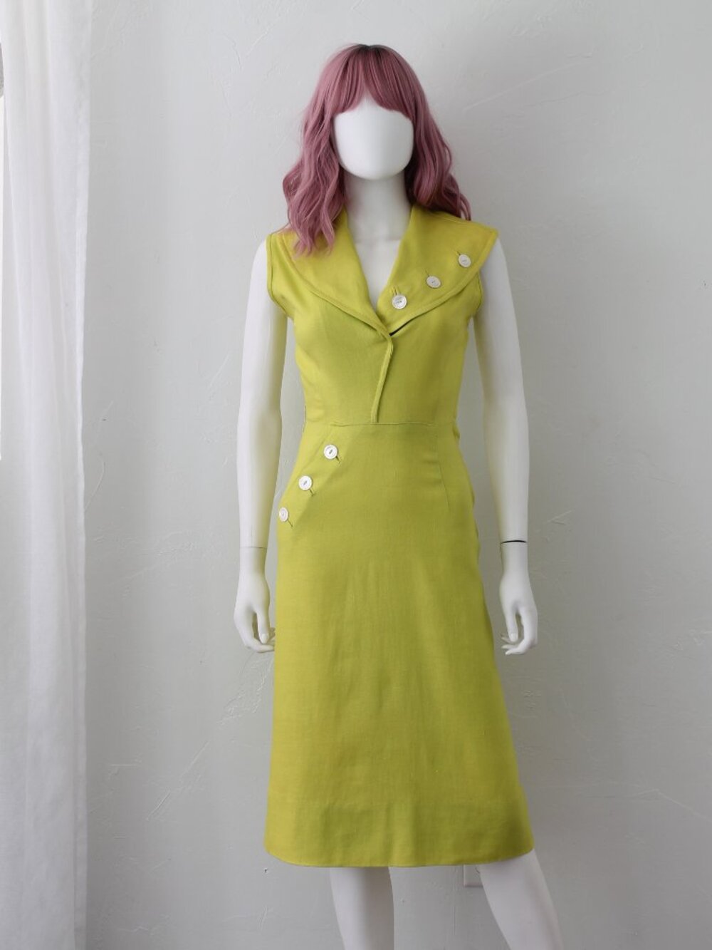 Vintage 60s Chartreuse Lime Green Linen Dress